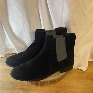 Vionic Alana Womens Black Suede Boots Size 10